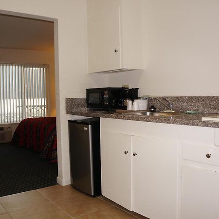 Clearlake Oaks Lake Marina Inn חדר תמונה