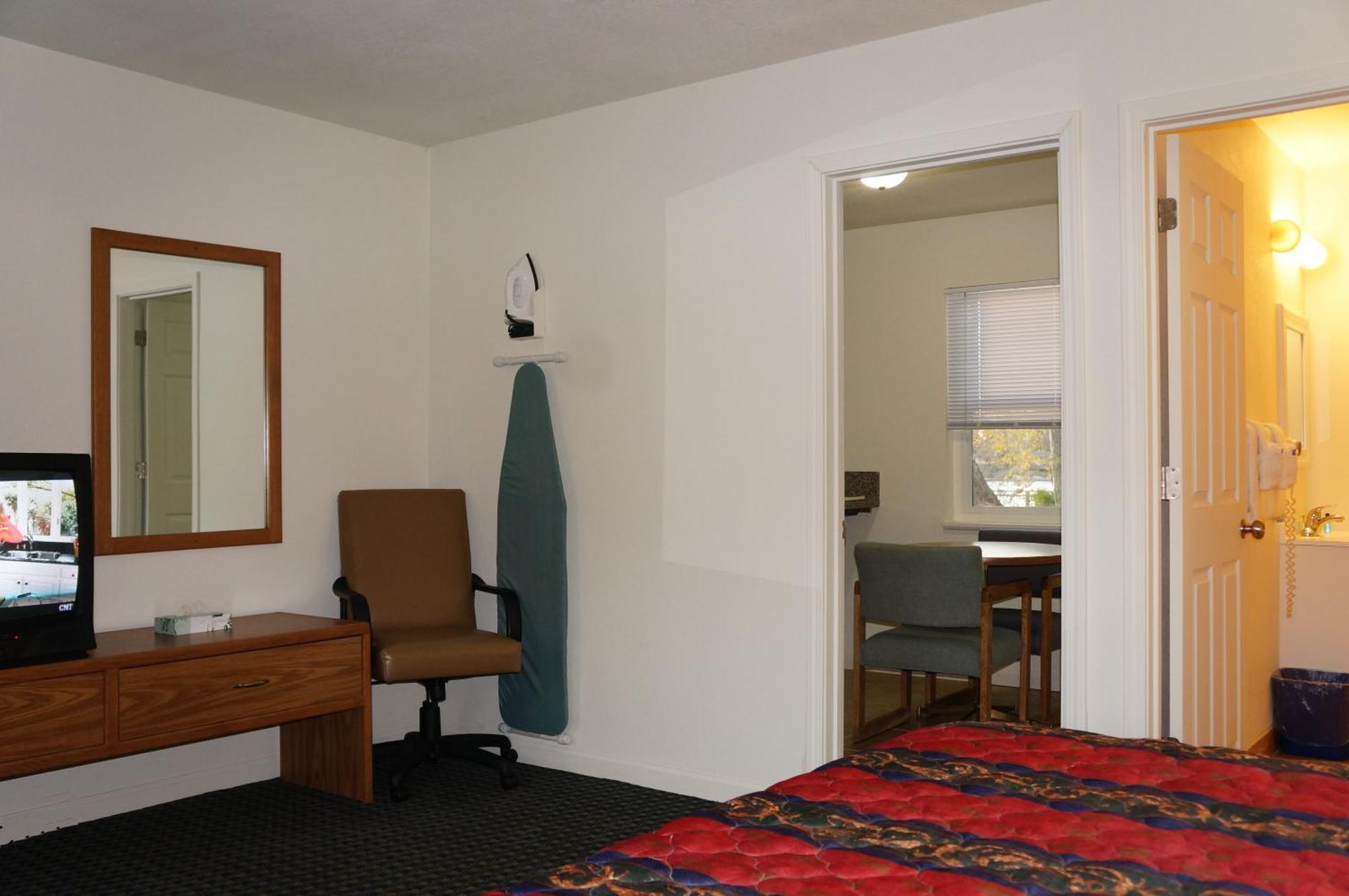 Clearlake Oaks Lake Marina Inn חדר תמונה
