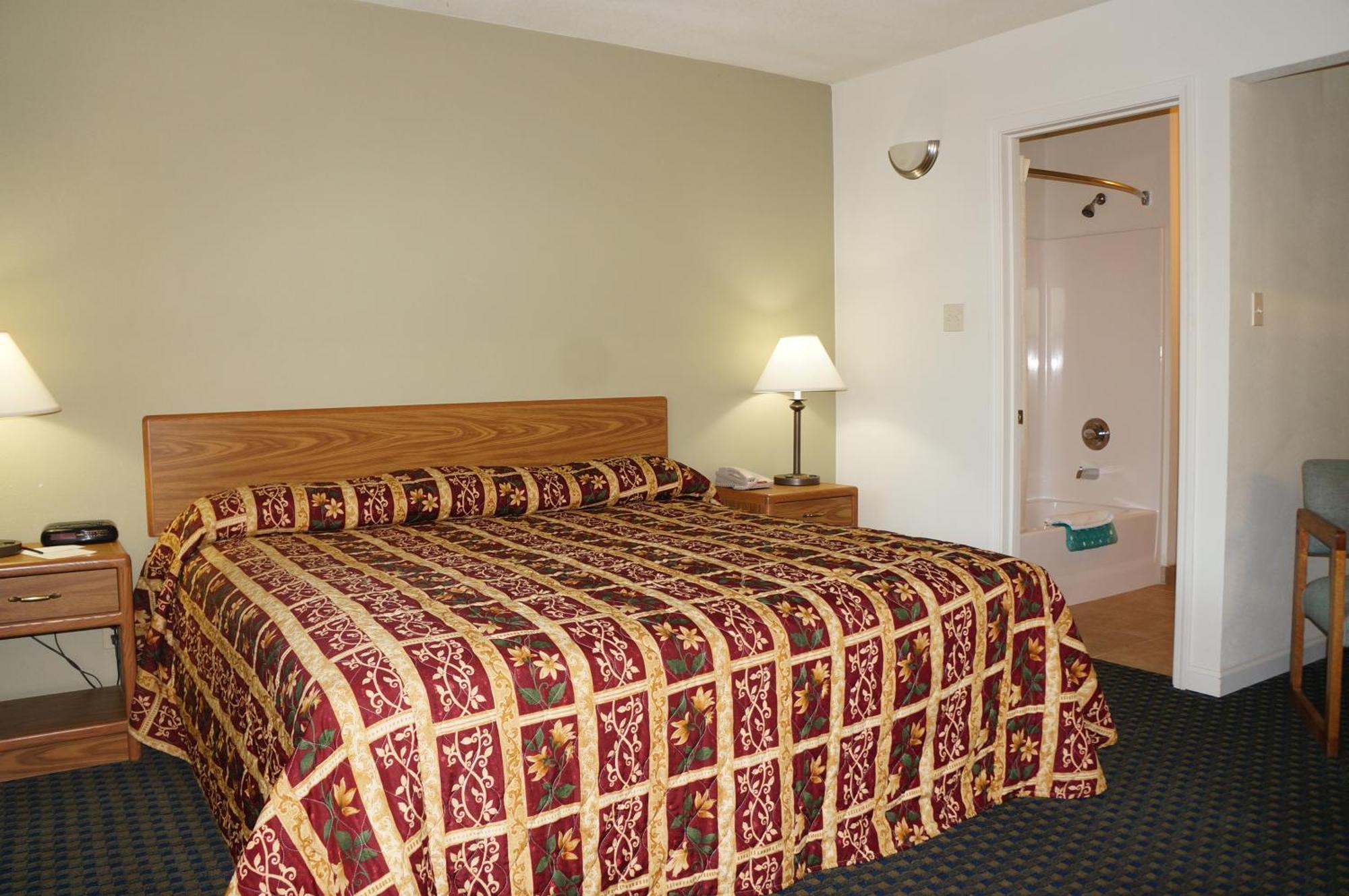 Clearlake Oaks Lake Marina Inn חדר תמונה