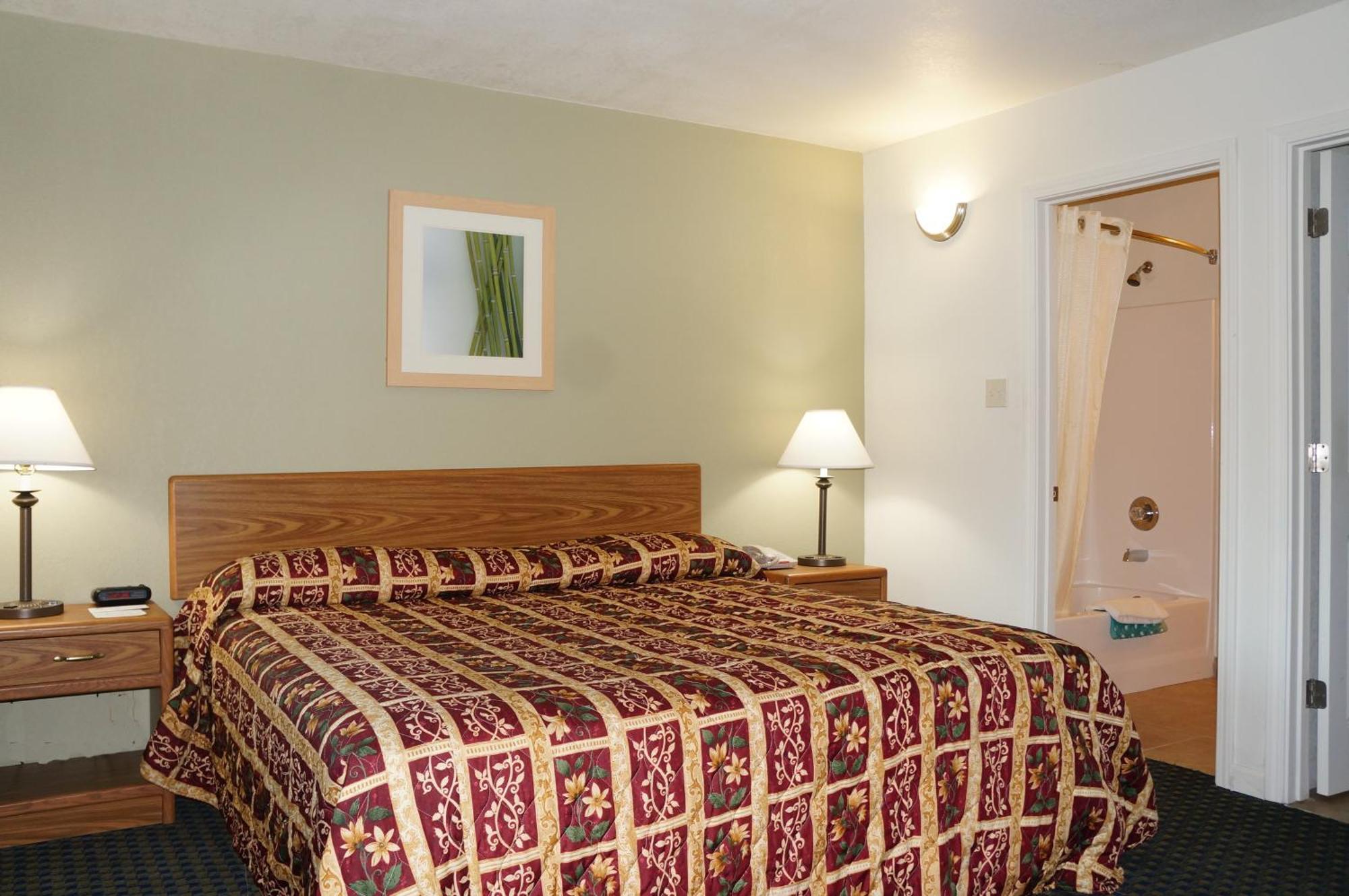Clearlake Oaks Lake Marina Inn חדר תמונה