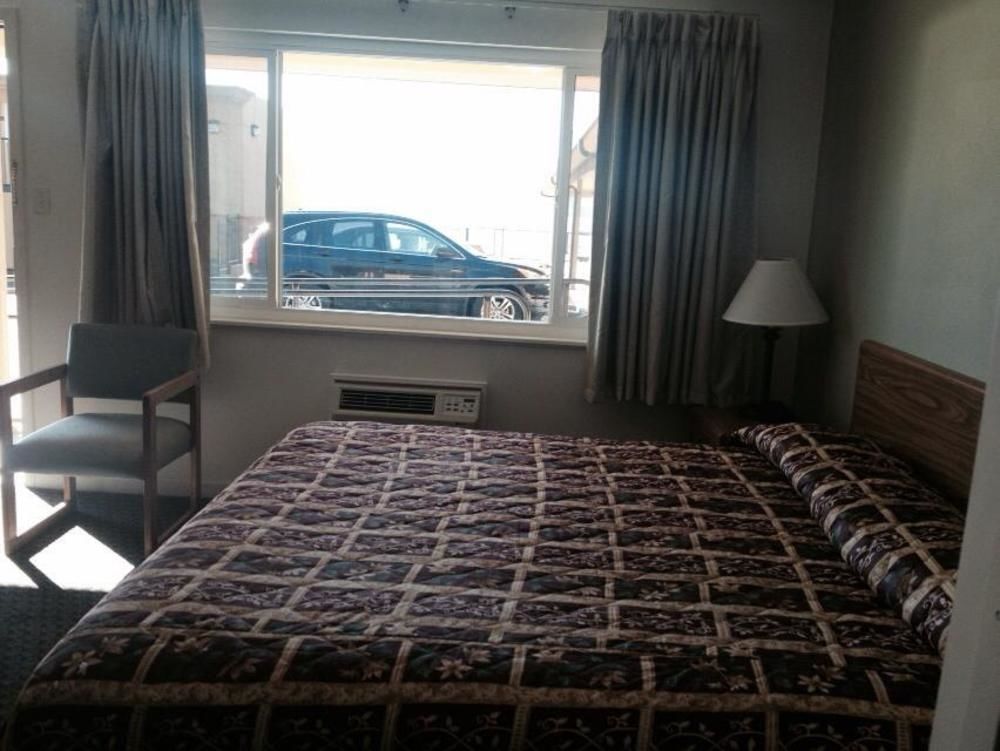 Clearlake Oaks Lake Marina Inn מראה חיצוני תמונה
